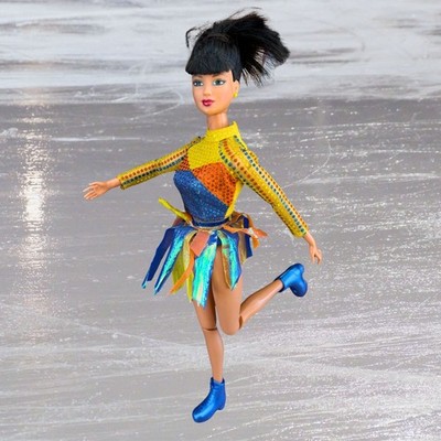 Vintage Barbie Michelle Kwan Star Skater Fashion Doll, 2002, Black Hair