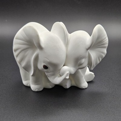 Vintage George Good Fine Bone China White Elephants Figurine Freeman Design