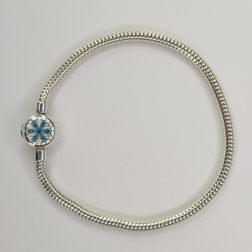 NEW Sterling Silver 925 Charm Bracelet Blue Snow Flake Gemstone Lock 18cm - Picture 6 of 22