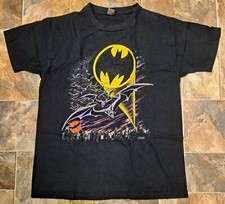 Vintage Batman with Bats Print Men's Single Stitch XL T Shirt Changes 1988