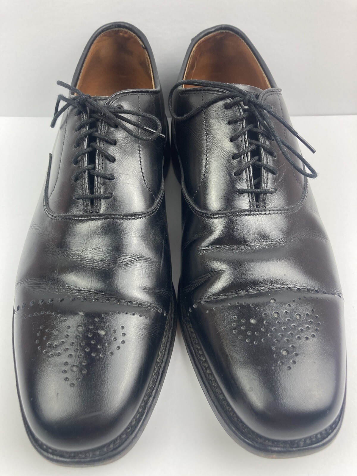 Allen Edmonds Dryden Medallion Toe Oxford Dress S… - image 4