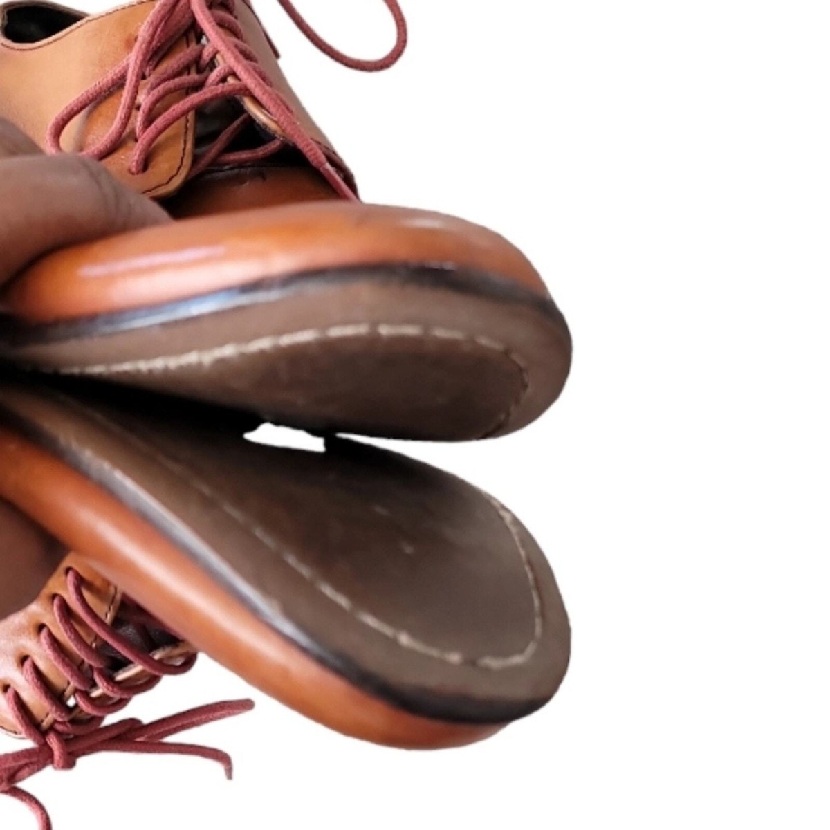 Cole Haan Men display picture 1