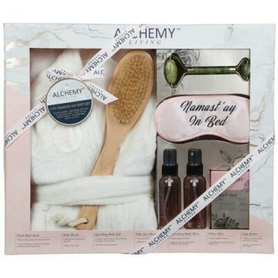 NWT alchemy living 7 piece pamper me gift set, robe, shower brush