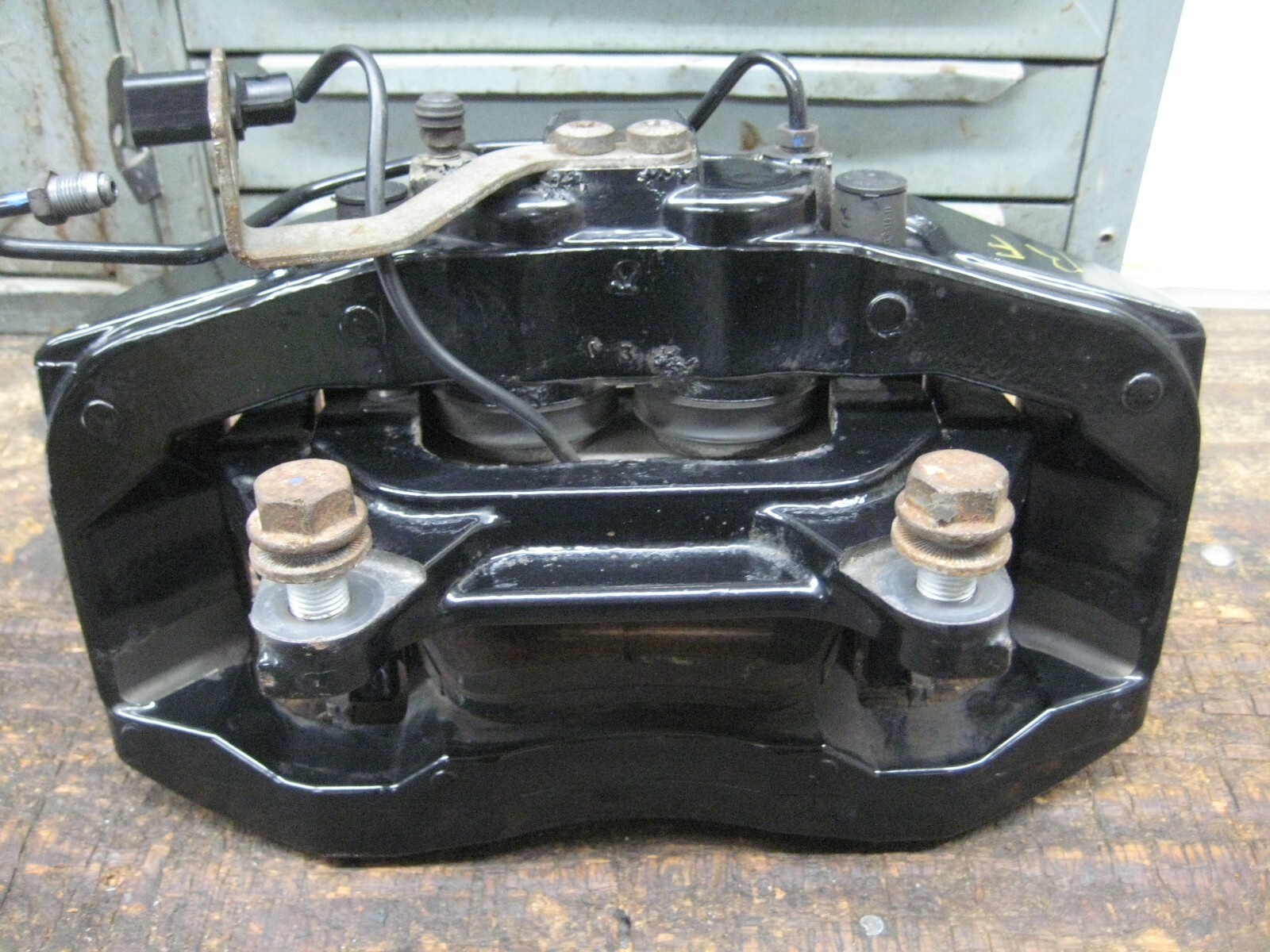 2012-2018 BENTLEY CONTINENTAL GT L&R FRONT BRAKE CALIPERS OEM NICE