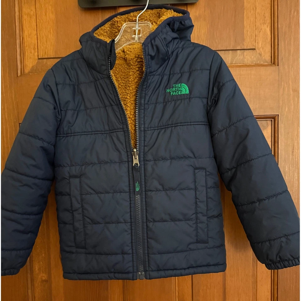 The North Face Reversible Insulated Jacket Boys 5 Navy Sherpa Hooded Winter Coat - Image 3 of 4