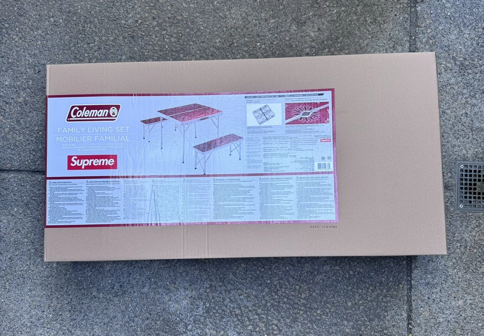 Juego de mesa familiar Supreme Coleman - rojo Foto 2 de 4