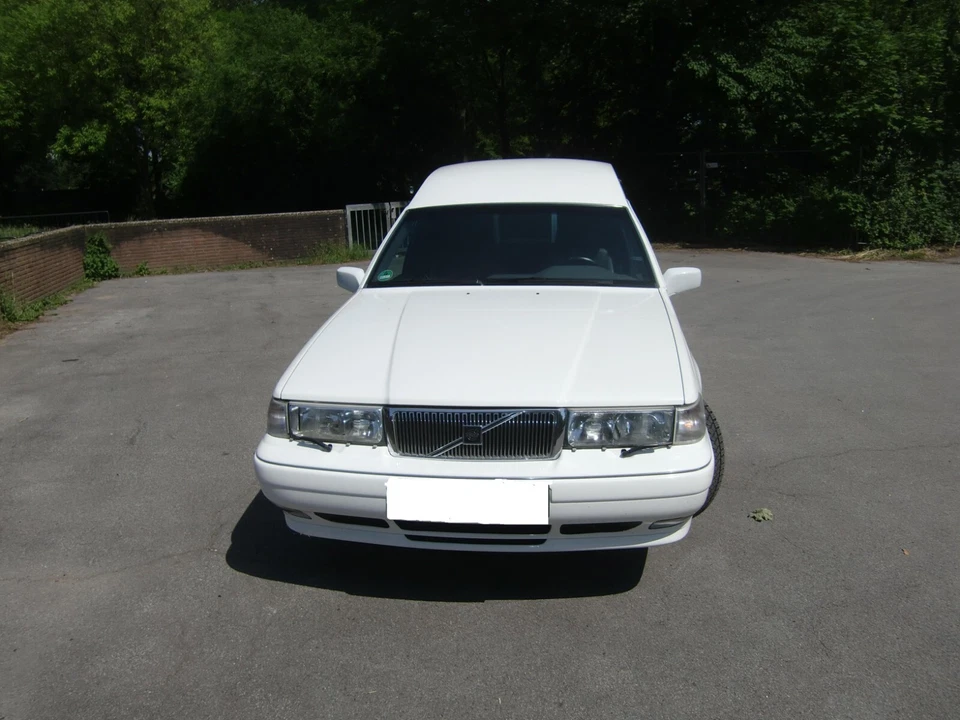 Leichenwagen - Bild 2 von 4