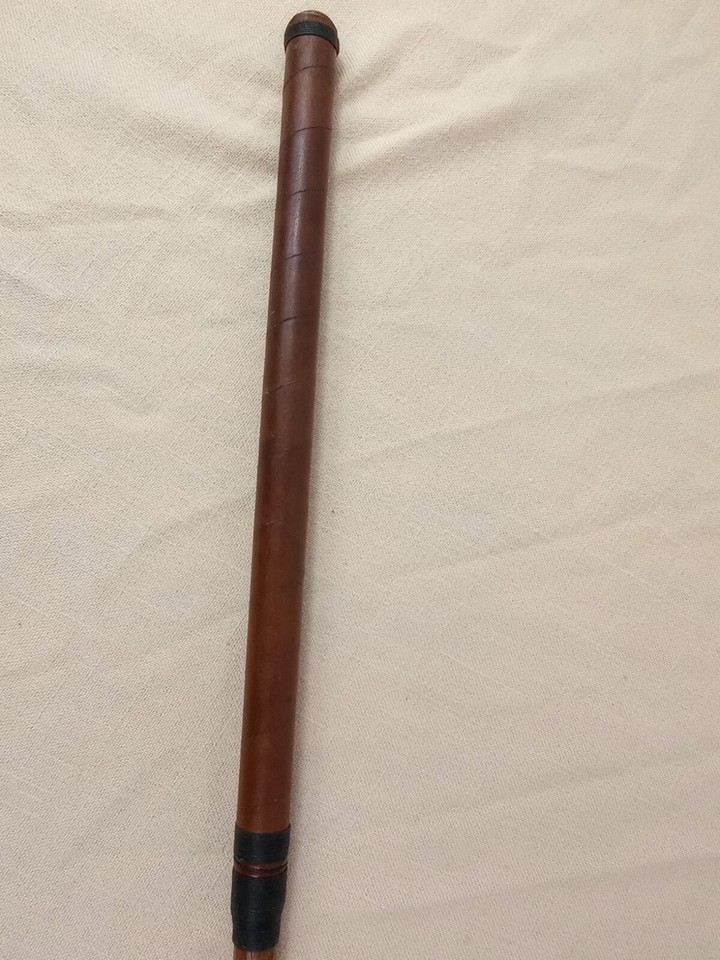 Vieux Putter Winton à Manche En Caryer Pour Droitier, Modèle Bi-niveau De 1915, Collection Et Charme Assuré !
