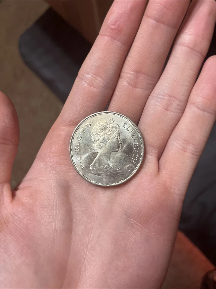 1981 Príncipe de Gales y Lady Diana Spencer - Gran moneda conmemorativa Foto 2 de 4