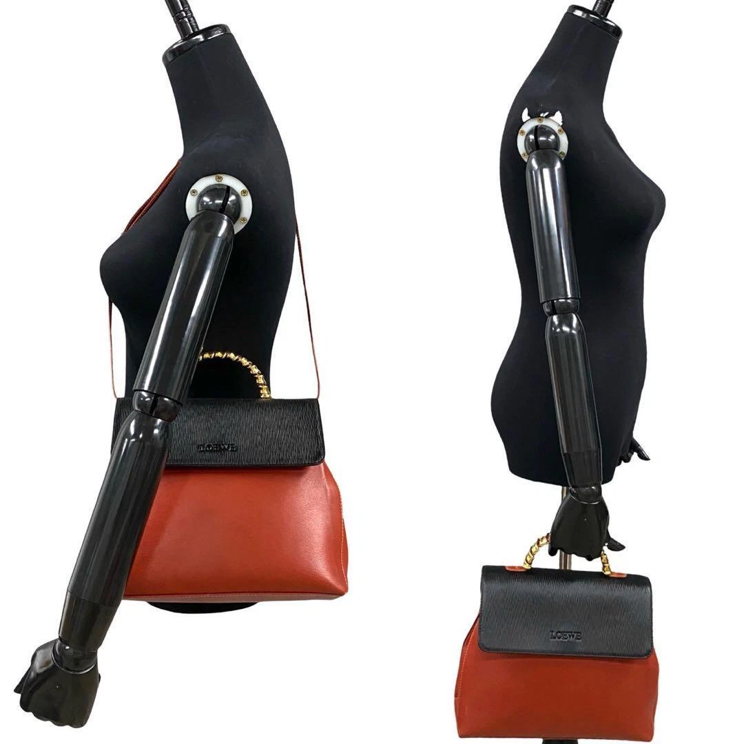 Borsa donna vintage Loewe Loe Berrus Sques pelle 2 vie tracolla rossa nera limitata