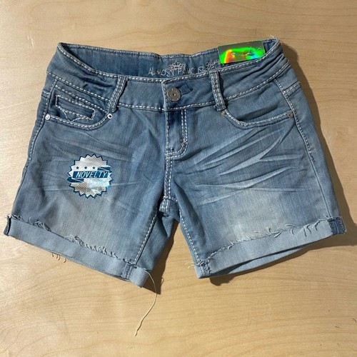 Almost Famous Blue Denim Shorts Size 7 (GX) - Picture 5 of 14
