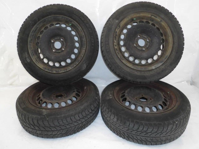 Original Opel Corsa D Winterreifen 175/65R15 88T 6J x 15H2 4x100 ET39 - Bild 2 von 3