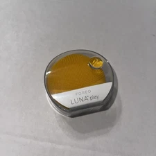 NIB Foreo Luna Play Sunflower Facial-Cleaning Device Yellow Sealed