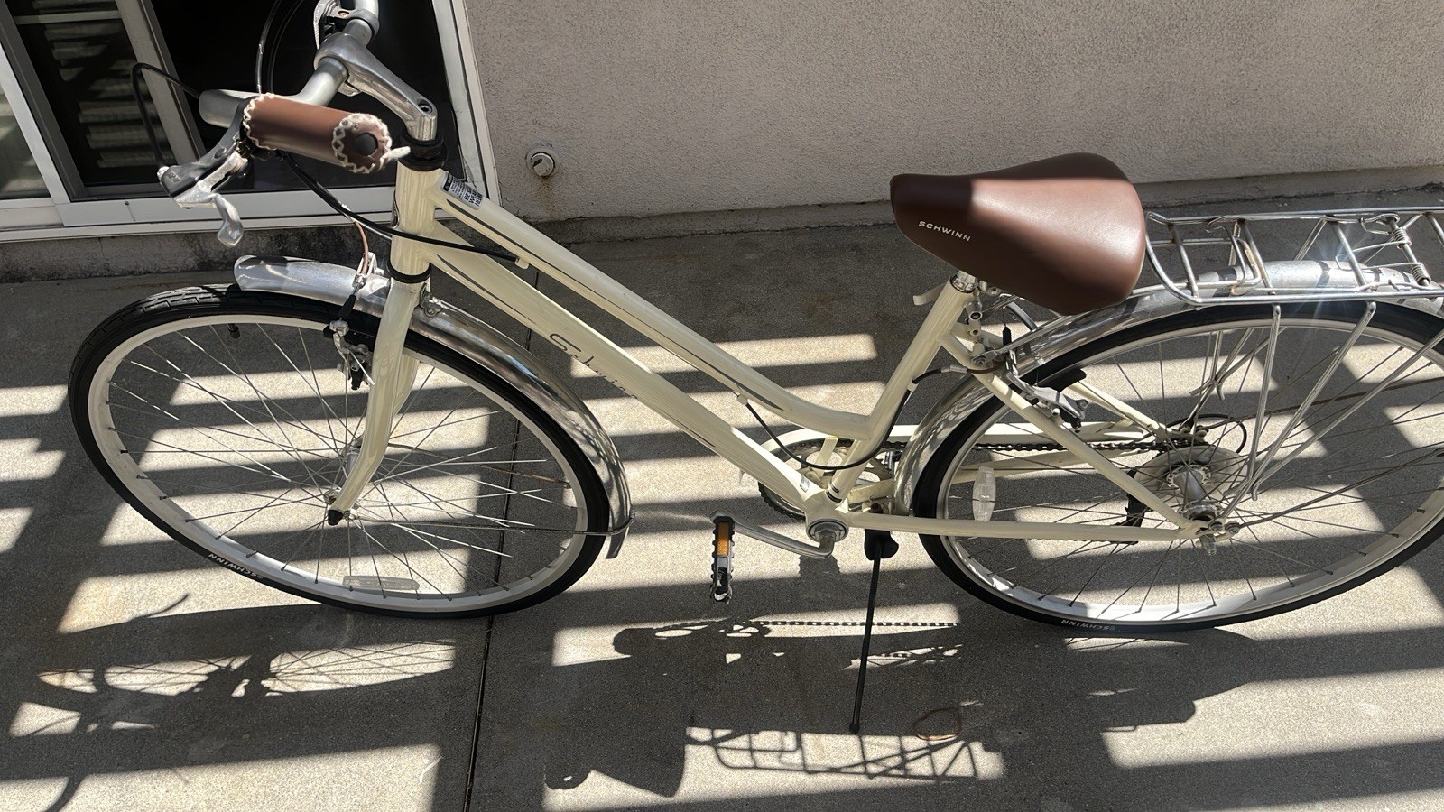 (Used) SCHWINN WOMEN’S GATEWAY 700C/28” HYBRID BIKE - CREAM (80.00 USD)