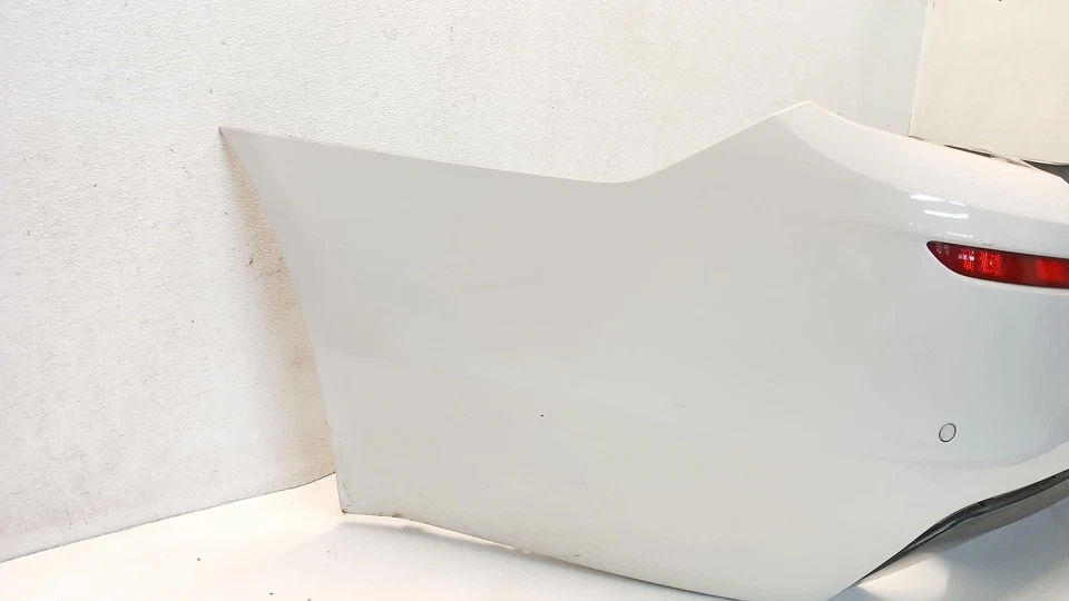 💚 BMW M5 550i F10 2011-2016 cubierta de parachoques trasero asistencia de estacionamiento (sin envío) OEM Foto 2 de 4