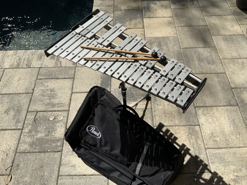 Xylophone Bell Kit by Pearl With Case And mallets