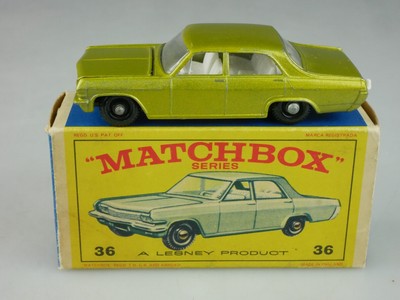 36c Opel Diplomat - 31543 Matchbox Regular Wheels Lesney