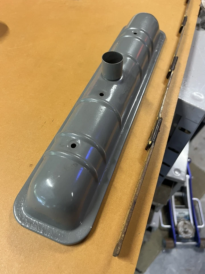 老式 Crosley 汽车发动机阀盖 46 47 48 49 50 51 52???? 1946 - 1952 — 第 3/4 张图片