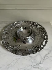 ARTHUR COURT 2001 Chip and Dip Serving Tray Platter  Grape Vine Leaf 14" Round