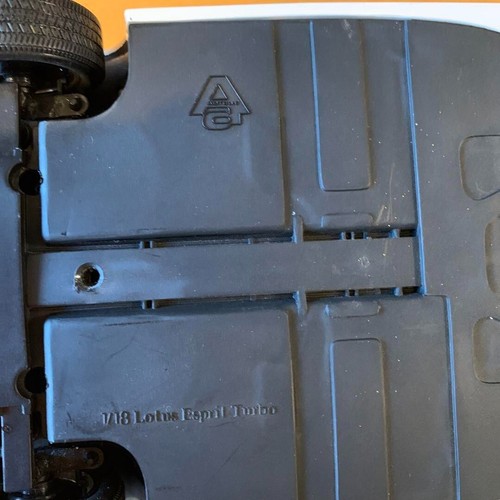1/18 AUTOart Lotus Esprit Turbo bianco senza scatola dal Giappone modellino a... - Foto 11 di 20