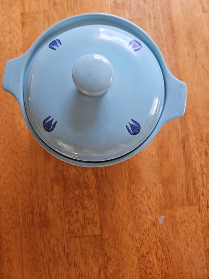 Vintage Blue Cronin Blue Tulip Bake Oven Casserole Dish w Lid 2 1/2 Qt