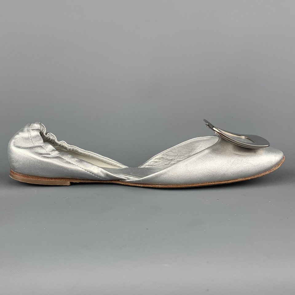 ROGER VIVIER Größe 6.5 Silber Leder Chips Schnalle Flach eBay