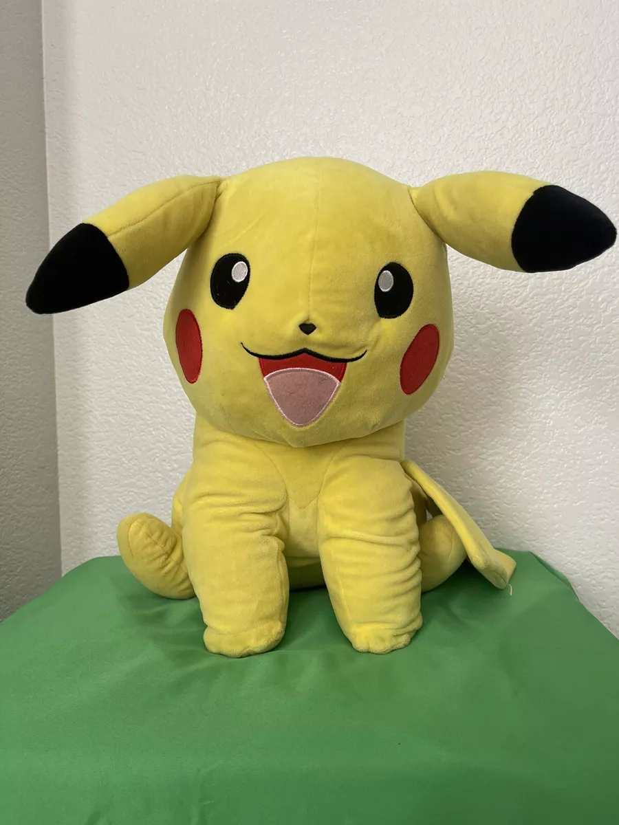 Peluche géante assise Pokémon Pikachu 18