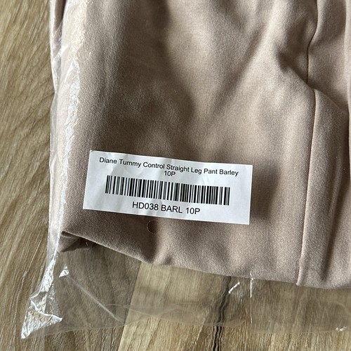 Chadwicks Diane Tummy Control Straight Leg Pant Barley - Size 10P - Picture 5 of 5