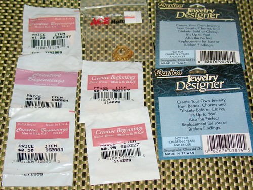 Set 8 verschiedene Messing Schmuck DARICE PERLEN & KREATIVE ANFÄNGE CHARMS NEU IN VERPACKUNG - Bild 3 von 3