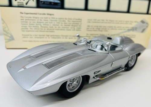 AutoArt 1959 Corvette Stingray Concept Car 1/18 Silver Open Model - Picture 2 of 6