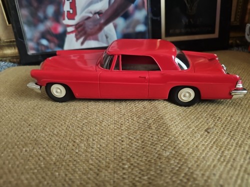 VERY NICE RED FRICTION AMT 1956 LINCOLN CONTINENTAL PROMO CAR - Picture 7 of 24