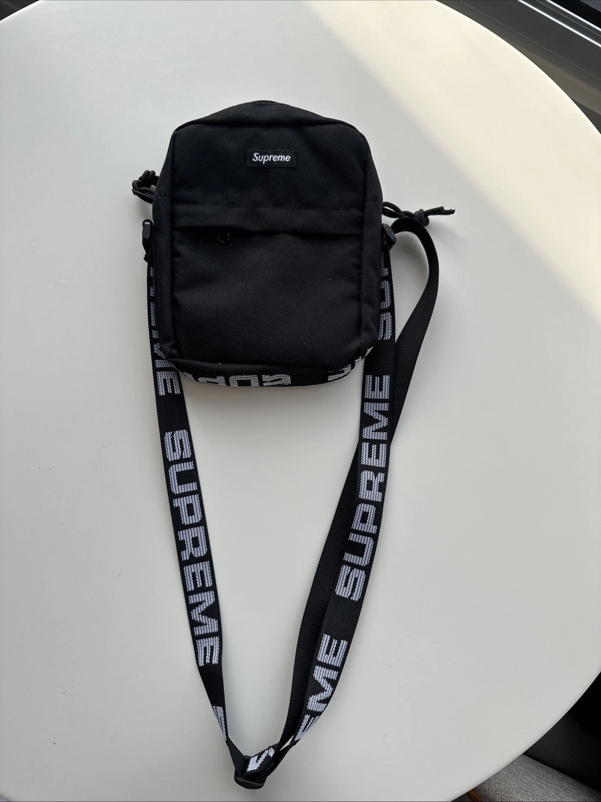 Sac à bandoulière Supreme (SS18) noir