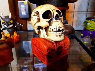 American Gothic horror style 60 bookskull cobank skull piggy bank