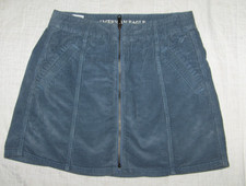 American Eagle Outfitters Blue Corduroy Skirt - Size 6 - Zip Front