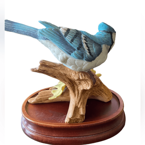 Vintage Andrea By Sadek Blue Jay Porcelain Figurine with Wood Base - Picture 3 of 7