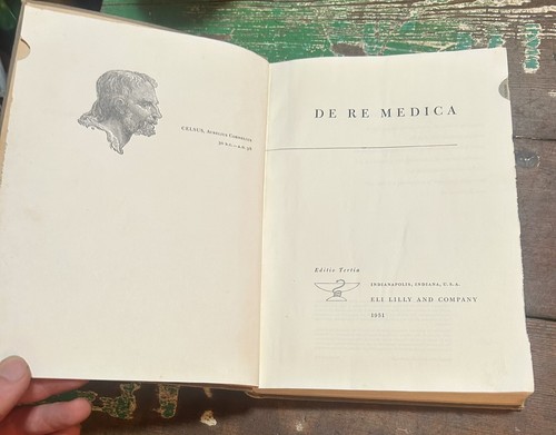Vintage Medical "De Re Medica" Eli Lilly 1951 Third Edition Thumb Index - Picture 3 of 5