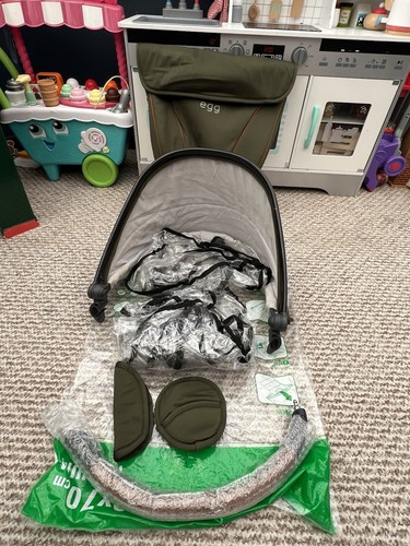 Egg pram set With Spare Parts - Picture 9 of 15