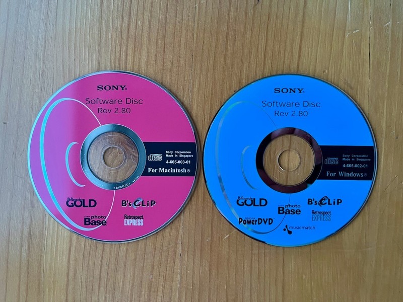 SONY B's RECORDER GOLD; B'S CLIP; PHOTOBASE; RETROSPECT POWER DVD MUSICMATCH WIN
