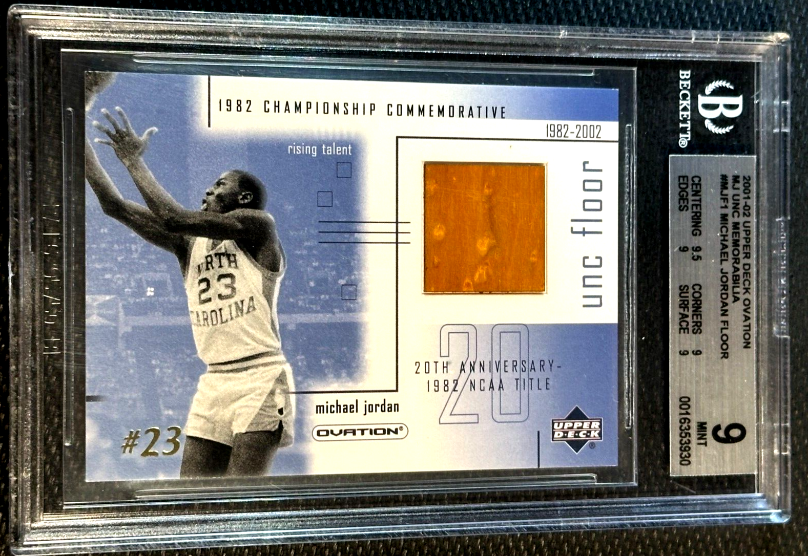 2001–02 Upper Deck Ovation MJ UNC Mem. Michael Jordan Floor BGS 9 MJF1