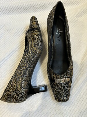 Life Stride Woman’s Heels Size Shoes