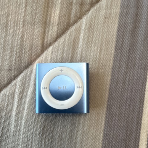Apple iPod Shuffle 4th Gen Blue Clip-on MP3 Player Headphone Jack
