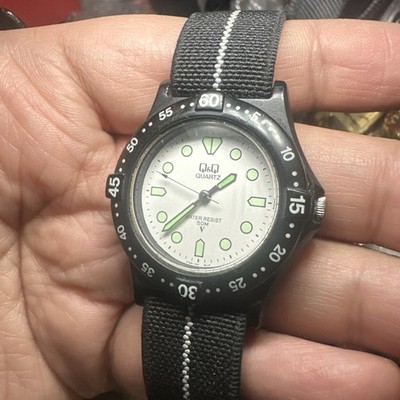 Works VTG Q&Q by Citizens 34mm Unisex Watch  Lume White Dial Mint Conditn Fit 7 