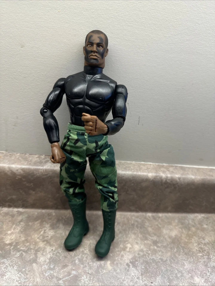 1996 Hasbro G.I. Joe Action Figure BLACK SUIT CAMO FACE PAINT 12" PANTS/BOOTS - Image 2 of 4
