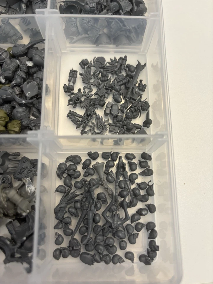 WARHAMMER 40K CHAOS BITS LOT - MOSTLY DEATH GUARD W/ WORLD EATERS & EMP CHILDREN - Image 3 of 4