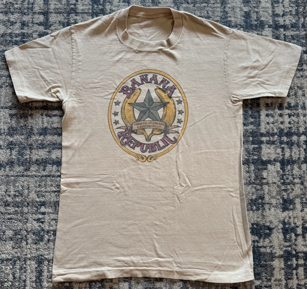 Preços baixos em Camiseta vintage Banana Republic em camisetas