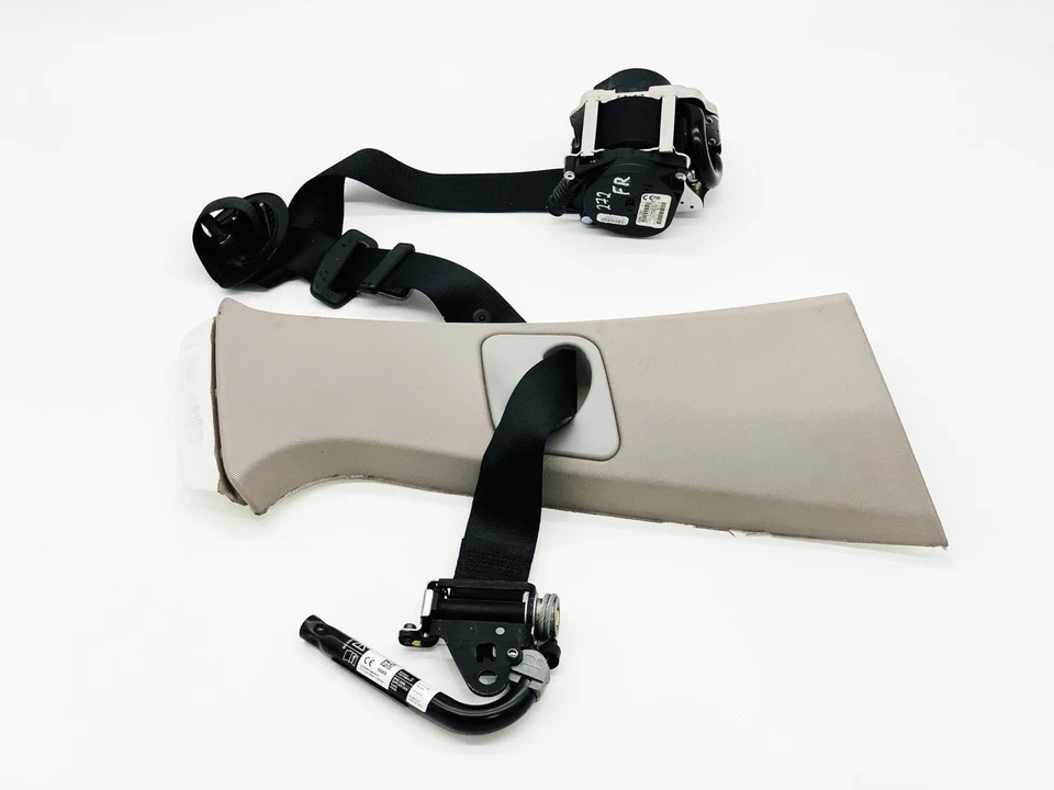 2014-2018 BMW X5 X6 (F15 F16) RIGHT FRONT PASSENGER SEATBELT RETRACTOR (BLACK) - Image 2 of 4