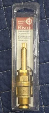 Pfister 910-013 Tub/Shower Compression Stem /Hot/Cold/ NEW in packaging