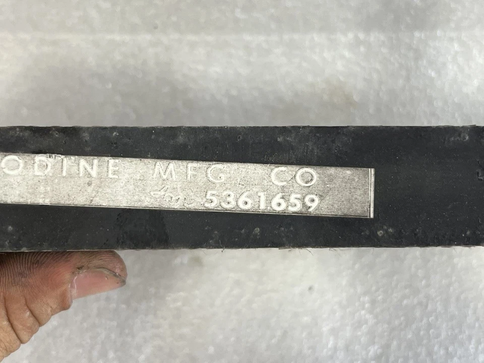 1987 1988 1989 1990 年 JEEP GRAND WAGONEER 变速器油冷却器 5361659 — 第 3/4 张图片