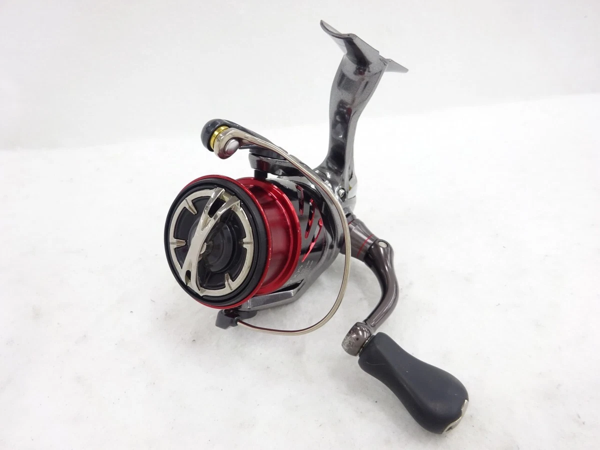 Shimano Stradic CI4+ 2500HGS Spinning Reel - 6.0:1 Gear Ratio, Lightweight