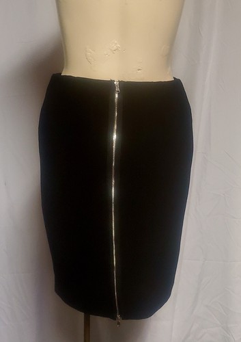 Calvin Klein Black Fitted Pencil Skirt Size 0 With Gold Zipper Down The Back